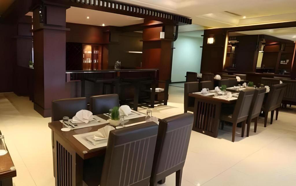 Hotel Tarakan Plaza Exterior photo