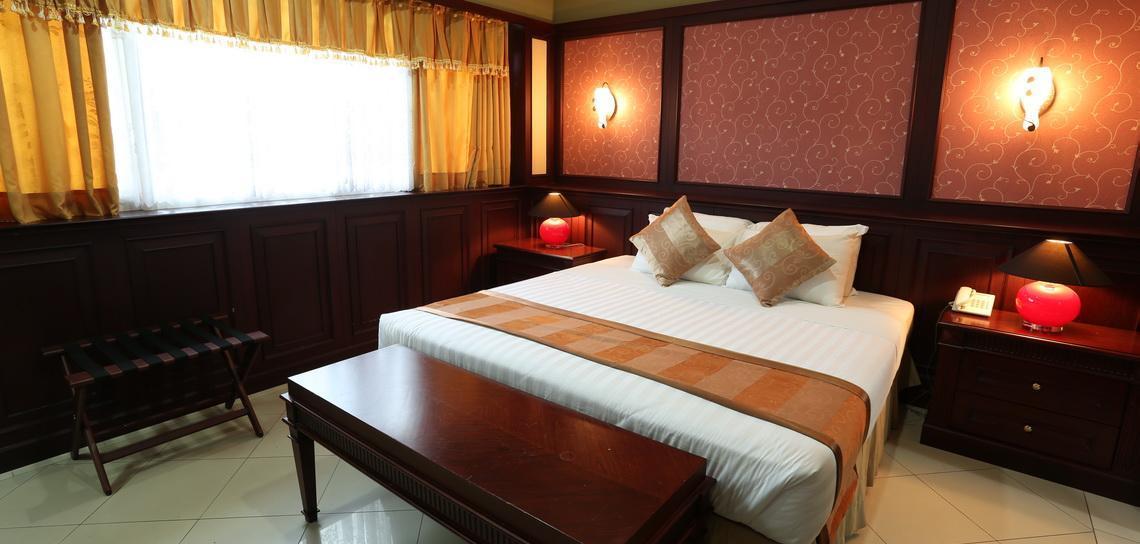 Hotel Tarakan Plaza Exterior photo